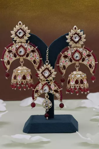 Maroon color meena work kundan earrings tikka set