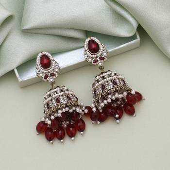Maroon color kundan earrings 1
