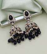 Black color kundan earrings