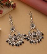 Black color kundan earrings