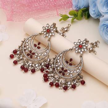 Maroon color kundan earrings 2