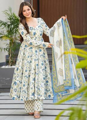 Off white muslin digital print designer salwar suit 2
