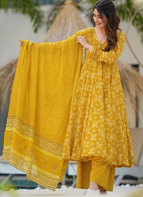 Yellow muslin digital print designer salwar suit 2