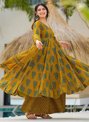 Mustard muslin digital print designer salwar suit 2