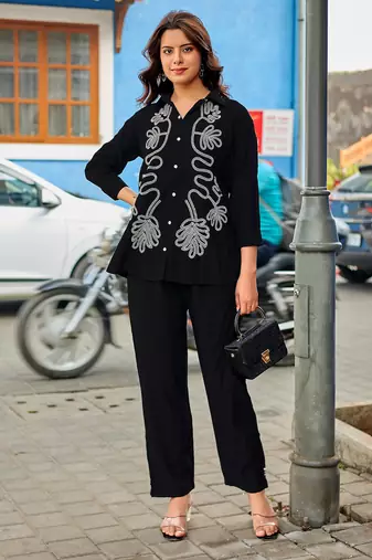 Creap Shirt Collar & Trousers