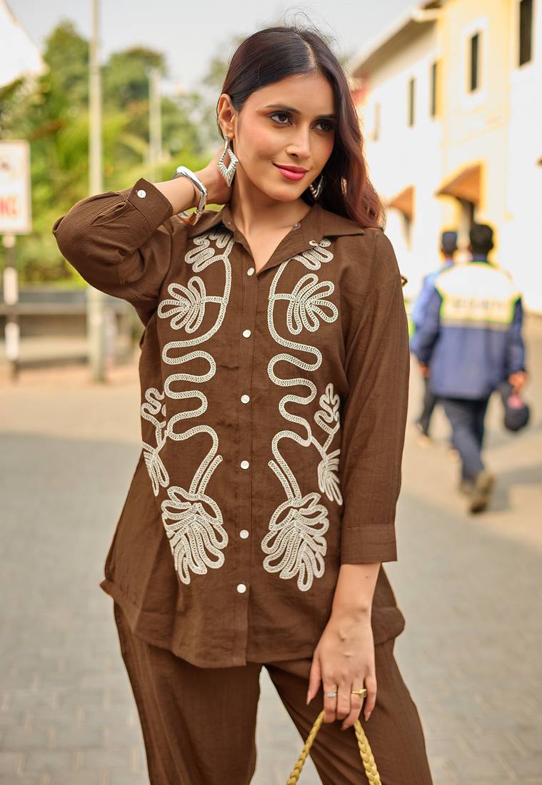 Creap Shirt Collar & Trousers