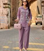 Creap Shirt Collar & Trousers 