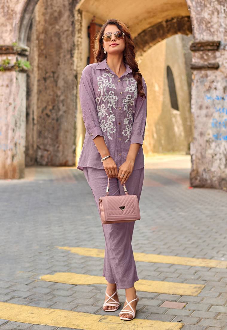 Creap Shirt Collar & Trousers 