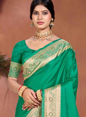 emerald green silk blend woven work traditional saree 2