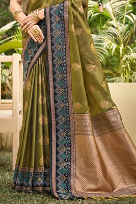 green soft silk blend woven work traditional saree 3