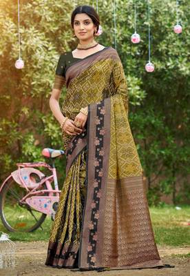 light green soft silk blend woven work traditional saree 1