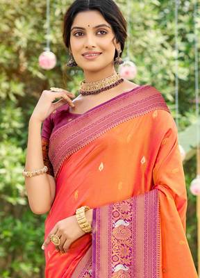 gajri soft silk blend woven work traditional saree 2