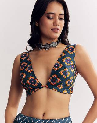 blue manipuri silk saree with heavy embroidery and printed pallu 5