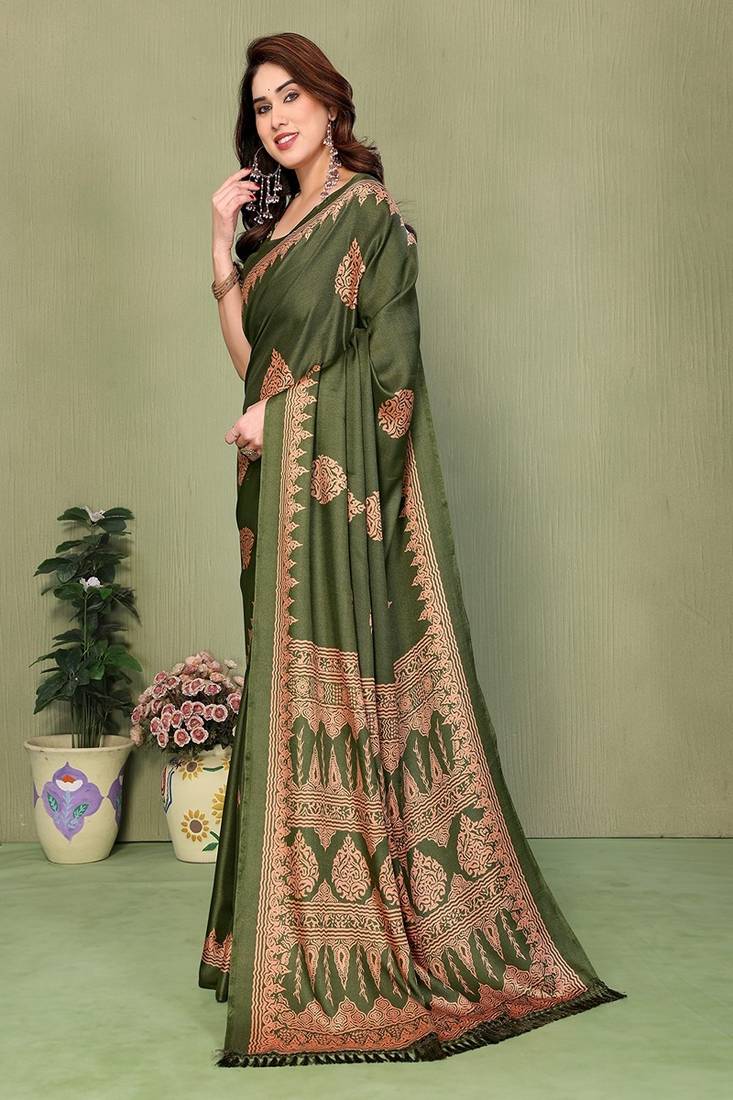 green blocked printed daily wear chiffon georgette saree with blouse