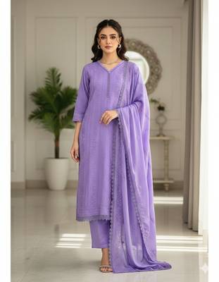 Lavender thread embroidered straight-cut kurta set 3