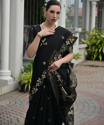 black solid linen saree with blouse 2