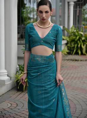 blue solid linen saree with blouse 3