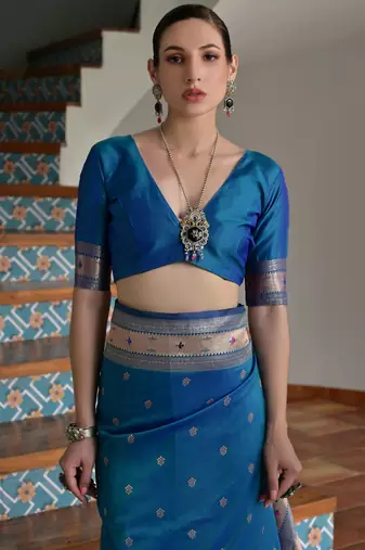 Navy blue solid silk blend saree with blouse