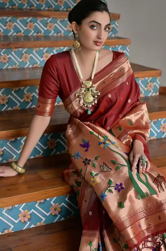 Brown solid silk blend saree with blouse