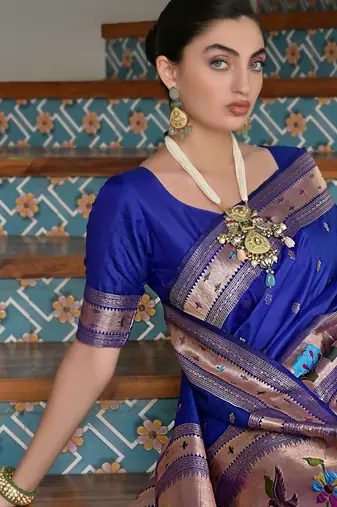 Royal blue solid silk blend saree with blouse