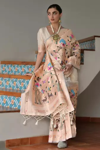 White solid silk blend saree with blouse