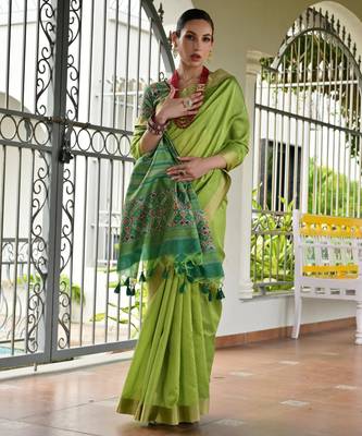 green solid raw silk blend saree with blouse 1