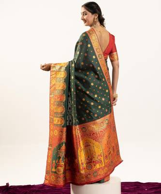 Green solid silk blend saree with blouse 4