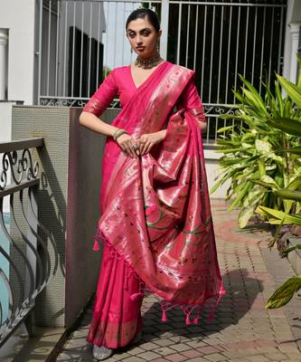 Pink solid silk blend saree with blouse 3