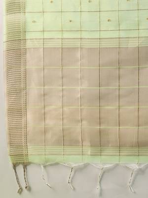 green solid tissue saree with blouse 3
