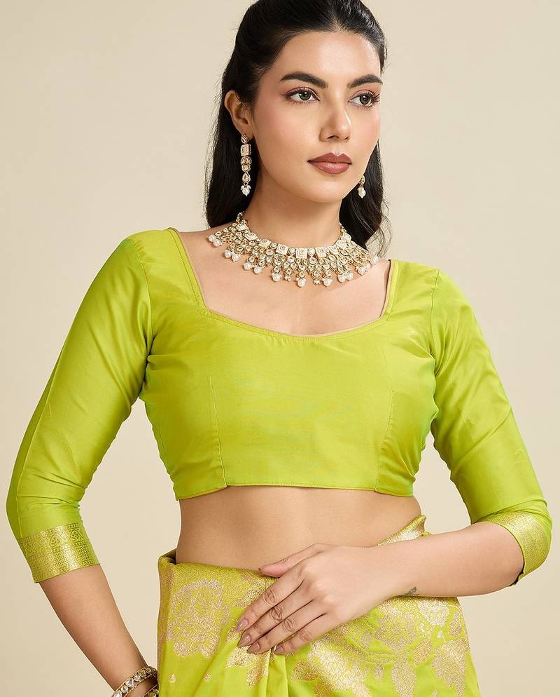 Green solid silk blend saree with blouse