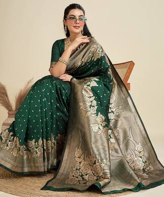 Green solid silk blend saree with blouse 1