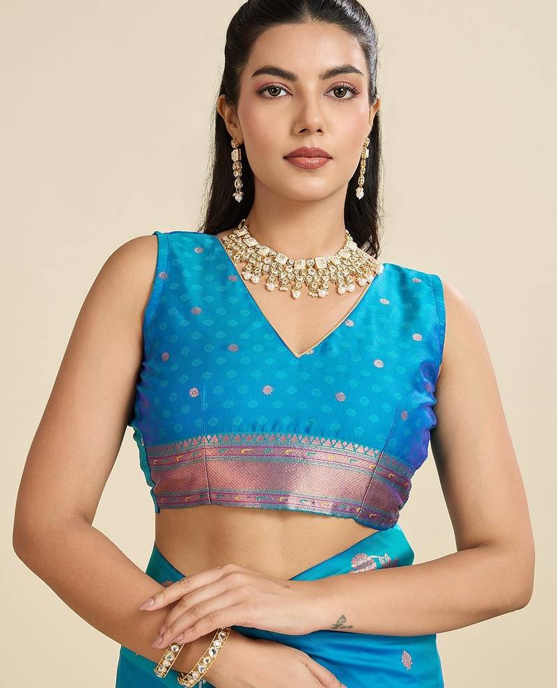 Blue solid silk blend saree with blouse