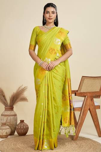 Green solid silk blend saree with blouse