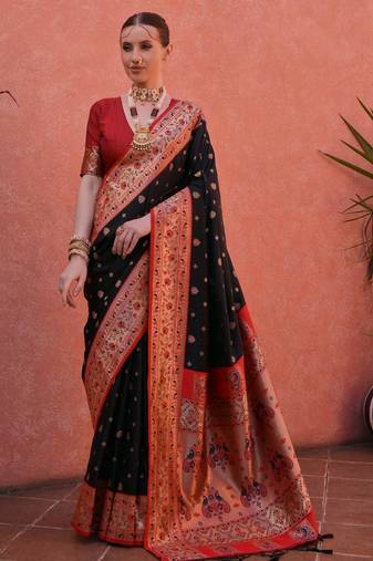 Black solid silk blend saree with blouse