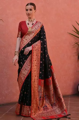 Black solid silk blend saree with blouse