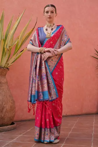 Pink solid silk blend saree with blouse