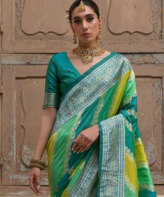 Green solid silk blend saree with blouse 2