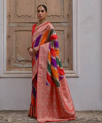 Red solid silk blend saree with blouse 2