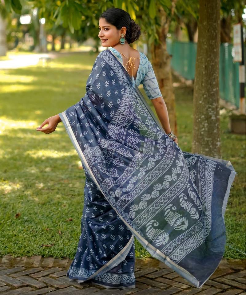 blue solid silk blend saree with blouse