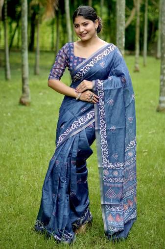 royal blue solid silk blend saree with blouse