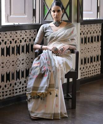 grey solid blended cotton saree with blouse 2