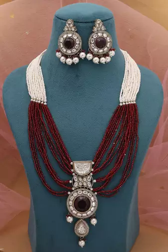 Maroon kundan necklace set