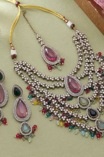 Multicolor heritage kundan necklace set
