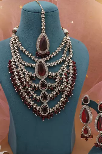 Maroon wedding kundan necklace set