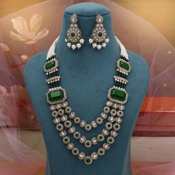 Green festive kundan necklace set 1