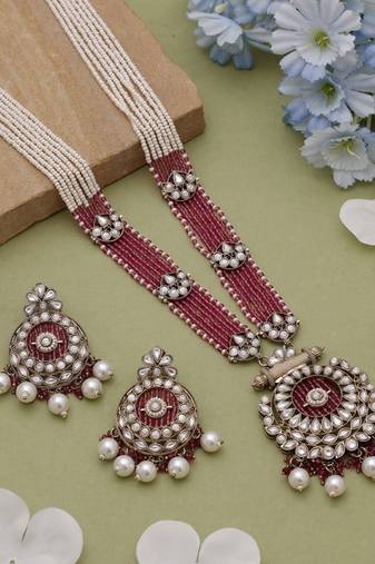 Magenta ethnic kundan necklace set