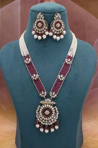 Magenta ethnic kundan necklace set