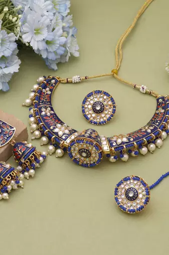 Blue hasli meenakari necklace set