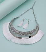 Silver fashion hansli necklace set