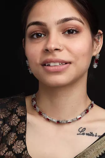 Exquisite red flower motif cz sleek necklace set